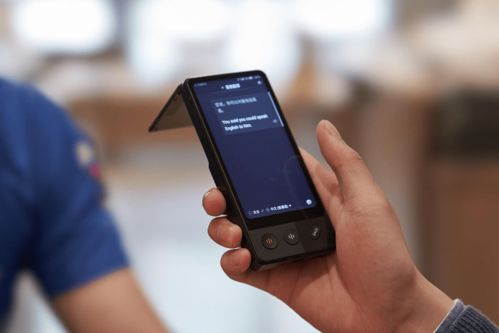 服飾箱包 美妝用品等上百款新品在消博會上首發首秀